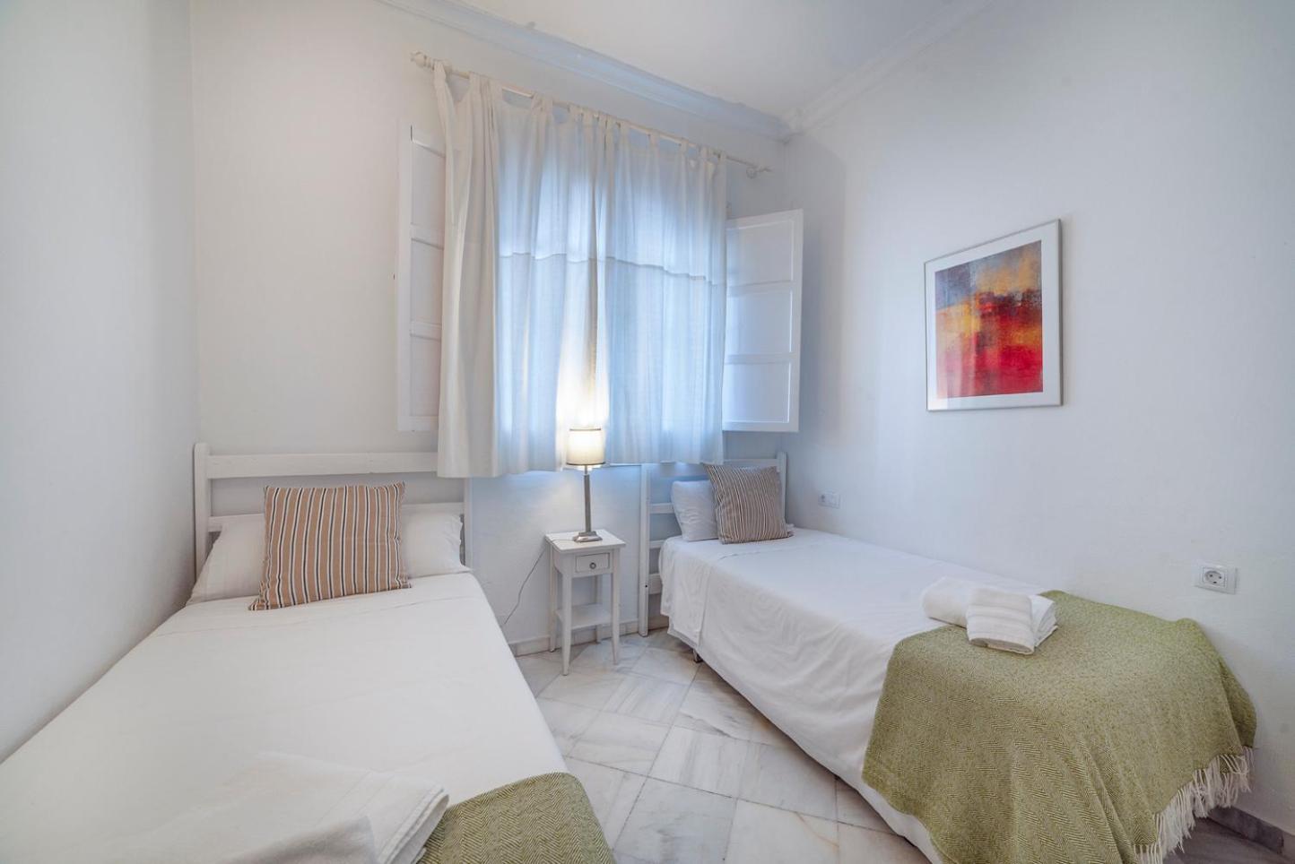Alohamundi Catedral Apartment Seville
